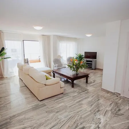 The Sea - Mirando Al Mar & Aplus